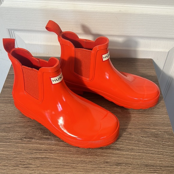 HUNTER CHELSEA PLAY RAIN BOOTS RUBBER IN ORANGE IN SIZE 6 - Picture 4 of 7